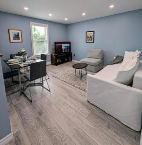 Cozy Blue Retreat at Georgian Bay- Ski & Stay Escape
